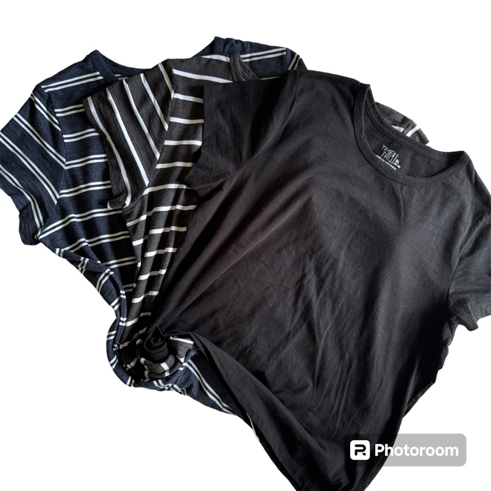 Lot: Time & Tru XL Women’s Neutral Basic Tee Shirts, Gray Stripes Solid Crewneck